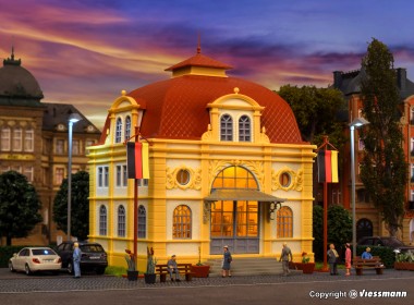 Vollmer 42004 Botschaftsgebäude mit LED-Beleuchtung 