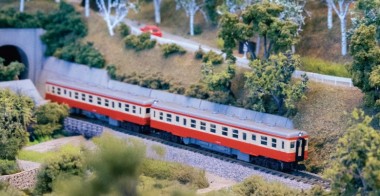 Kato 10-041 JNR Triebzug KIHA 20 2-tlg Ep.4 