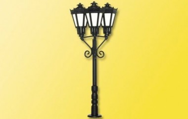Viessmann 6077 Parklaterne dreiflammig, schwarz 