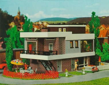 Faller 109257 Modernes Haus mit Flachdach 