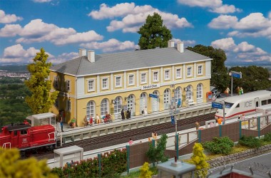 Faller 110119 Bahnhof Neukirchen 