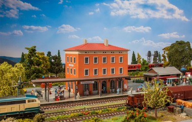 Faller 110135 Bayerischer Bahnhof Weisenbach 