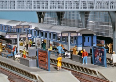 Faller 120186 Bahnsteigausschmückung 