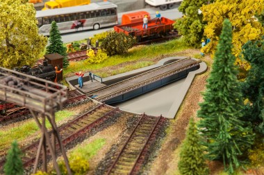 Faller 120275 Segment-Drehscheibe mit Servo 