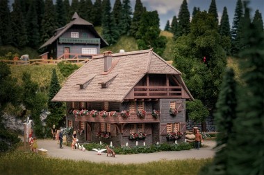 Faller 130012 Jubiläumsmodell Uhrenmacherhaus 