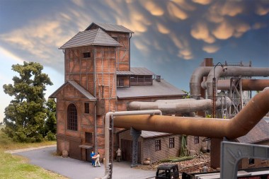 Faller 130024 Gebläsehalle mit Rohrleitunge 