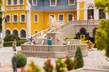 Faller 130129 Schlossgartenbrunnen 