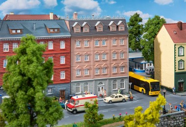 Faller 130627 Stadthaus mit Kanzlei 