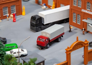 Faller 162033 LKW MB SK WIKING 