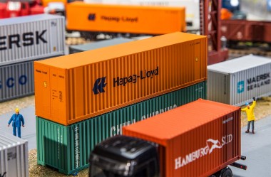 Faller 180841 40' Hi-Cube Container Hapag Lloyd 
