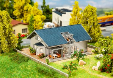 Faller 232560 Einfamilienhaus 