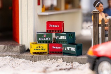 Faller 333229 20 Bierkästen mit Flaschen 