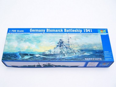 Trumpeter 755711 Schlachtschiff Bismarck 1941 
