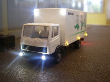 Schönwitz 50032 LED Beleuchtungsset LKW Standmodelle /  