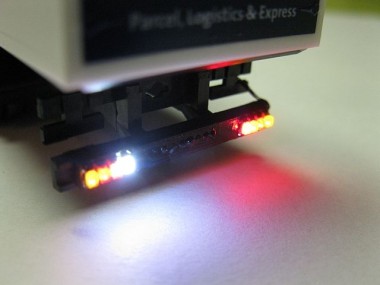 Schönwitz 50086 Rückleuchtenträger H0 gemeinsame Anode  