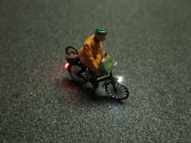 Schönwitz 50226 Fahrrad mit LED Beleuchtung H0 - alte F 