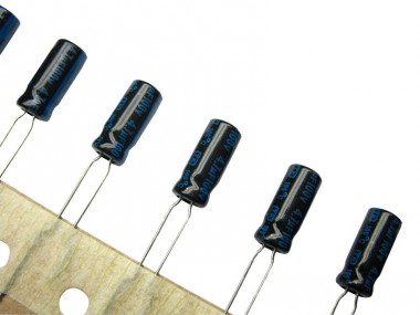 Schönwitz 50464 Kondensator ELKO - 4,7µF - 100V - radial 