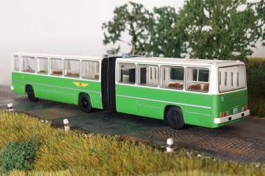 Modell Car Zenker 03-413 Ikarus 280.02 Gelenkbus VEB Dresden 