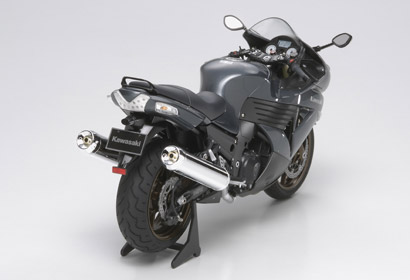 Tamiya 14111 Kawasaki ZZR 1400 | Menzels Lokschuppen Onlineshop