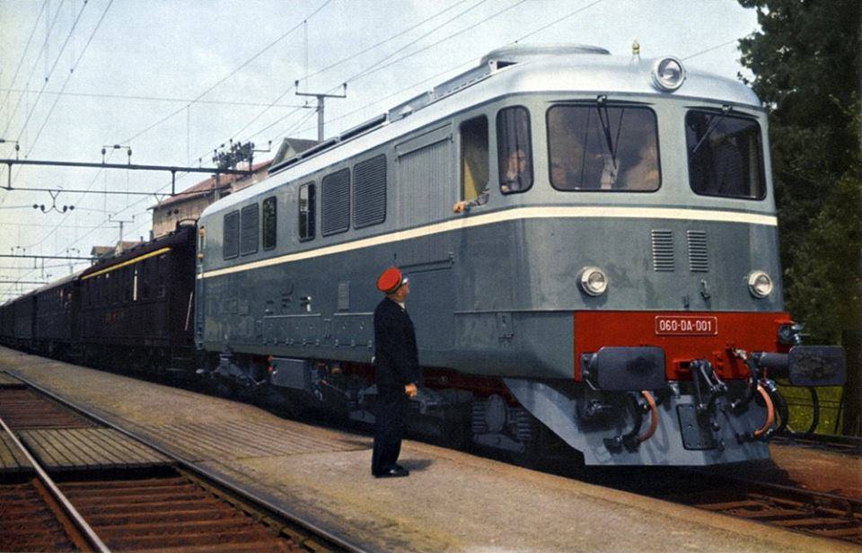 Albert Modell 060009 CFR Diesellok BR 060DA Ep.6 Menzels Lokschuppen